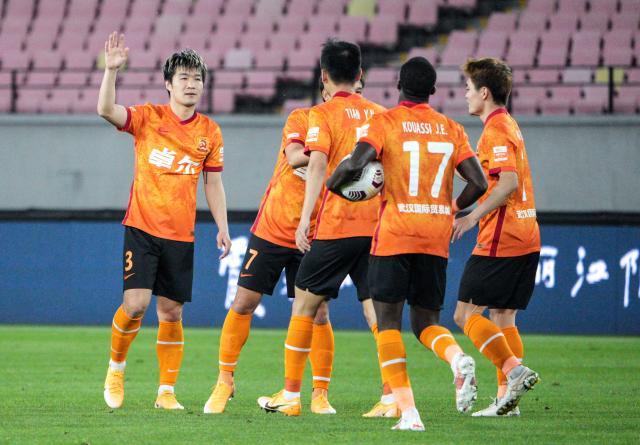 九游用户空间-【足协杯】刘云传射黄紫昌2助攻 武汉4比0青岛进8强