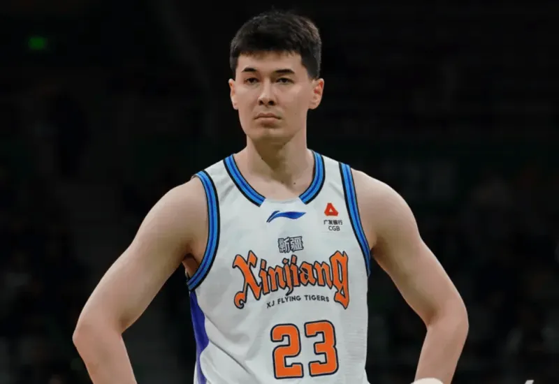 九游娱乐中心-阿不都全场8投5中、三分3中1得到13分3篮板1助攻1抢断