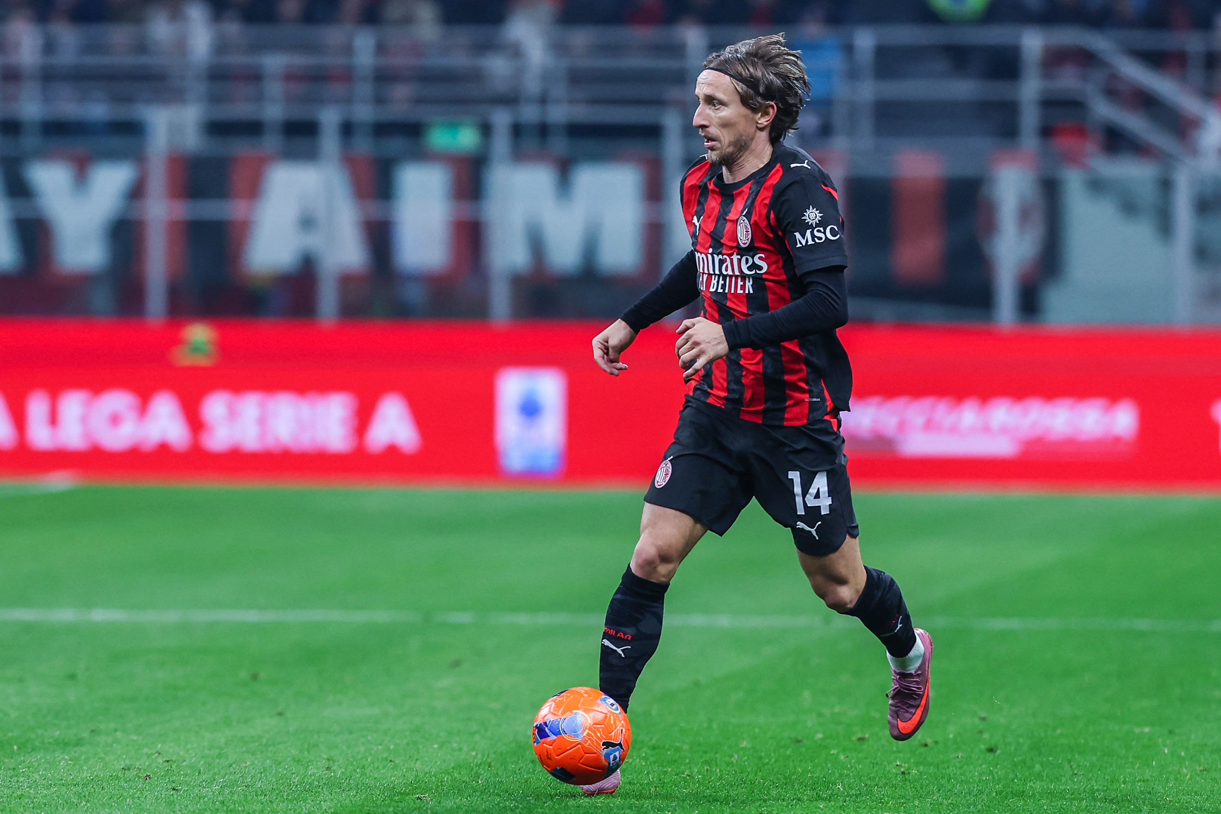 九游用户空间-迪卡尼奥：米兰的战术有问题，看到魔笛追赶扎尼奥洛这让我心酸